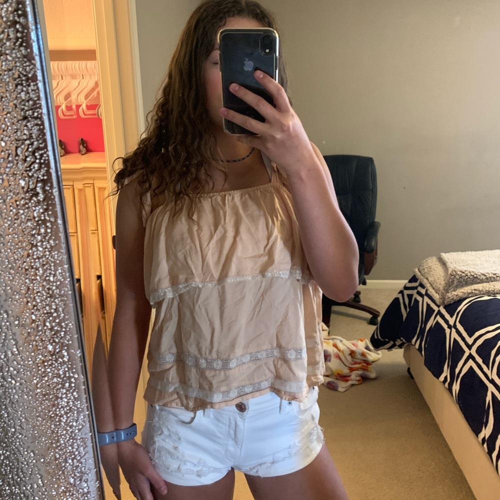 I am selling a cute tank top!